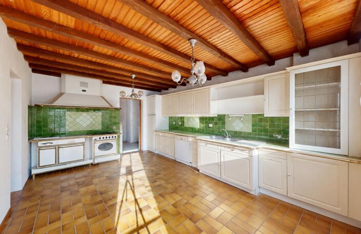 Maison 7 chambres 230 000  Avec piscine 300 m2 — photo 4