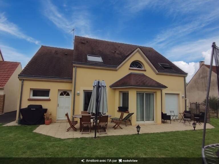 Maison familiale 156 m² : 5 chambres, bureau, garage et dépendance, gare à pieds, télétravail Bonneval — photo 1