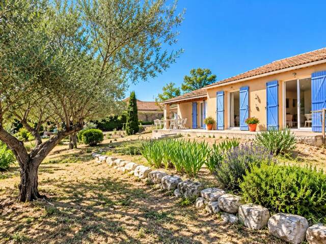 MAISON T4 DE PLAIN PIED AVEC TERRAIN ARBORÉ DE 2 000 M² À ASSIGNAN — photo du bien