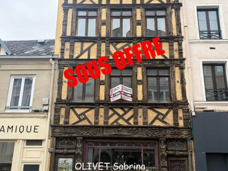 ROUEN IMMEUBLE DE CARACTÈRE À FORT POTENTIEL — photo 1