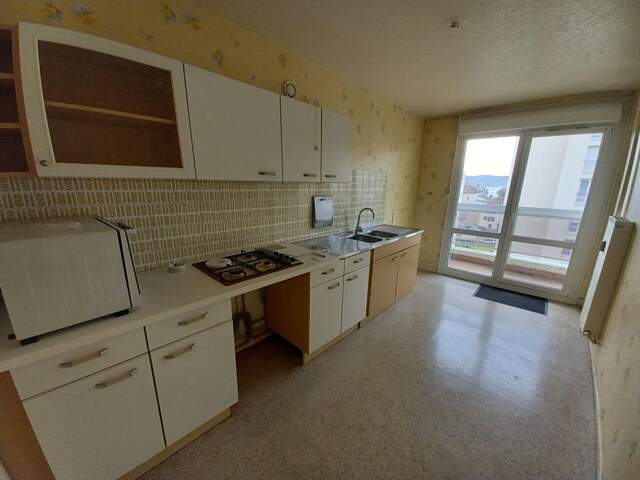 Appartement 80 m2 à Vesoul à 75 000 euros — photo du bien