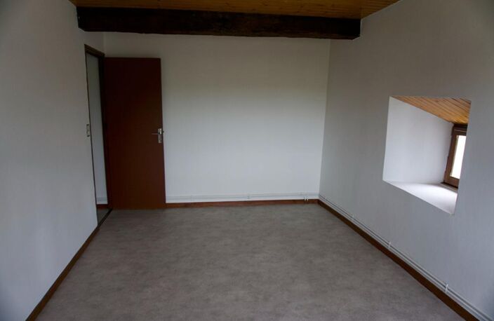 Charmante maison de 103 m2 4 pièces 2 chambres avec jardin de plus de 600 m2 — photo 3