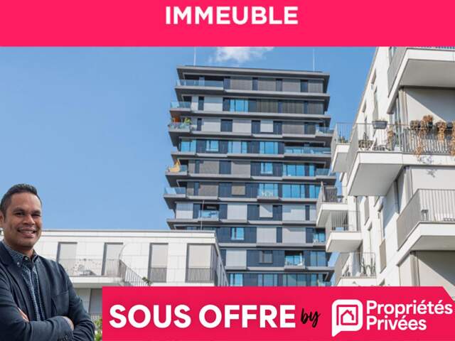 IMMEUBLE DE RAPPORT 4 APPARTEMENTS + 1 LOCAL COMMERCIAL + 4 GARAGES INDIVIDUELS ET 5 CAVEAUX EN HYPER-CENTRE DE SAINT-NAZAIRE — photo du bien