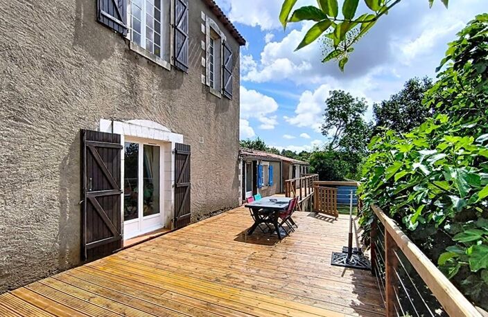Maison bourgeoise Divatte Sur Loire 7 pièces 234 m2 — photo 2