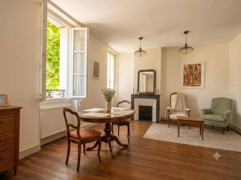 Maison de famille en pierre de caractère 142m² à Bordeaux — photo 1