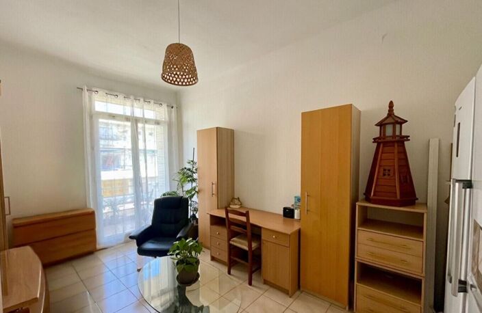 Belle Opportunité - Grand Appartement F3 - Toulon (83000) — photo 3