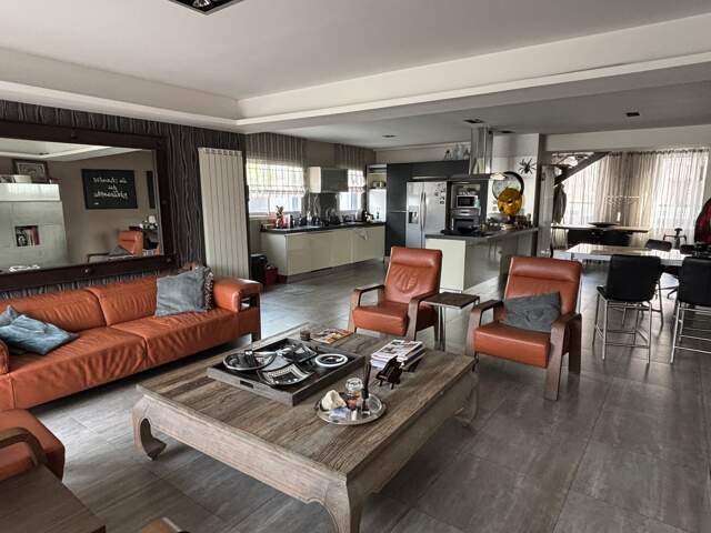 Maison 6 pièces Les Minimes — photo du bien
