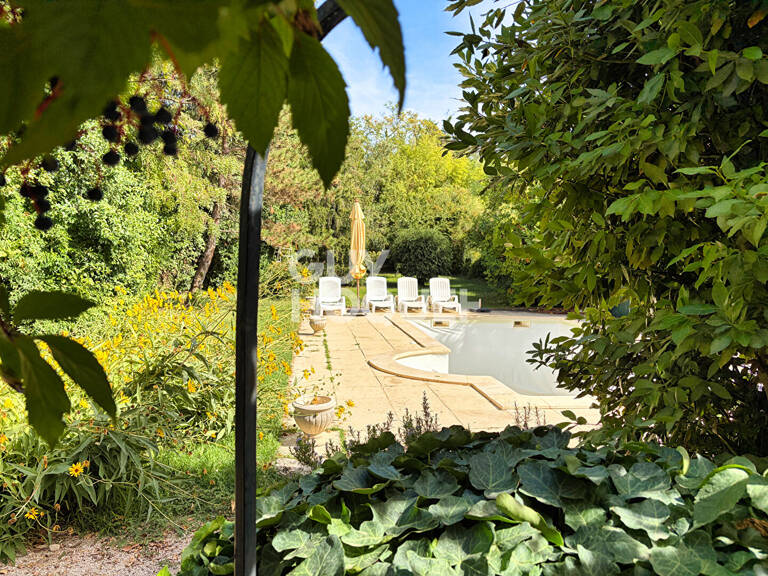 UNE MAISON, DEUX ESPACES DE VIE ! Le potentiel d'une grande maison familiale, à découvrir chez GUY HOQUET CARPENTRAS — photo 1