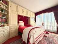 Appartement de 100m2, avec cave et box — photo 3