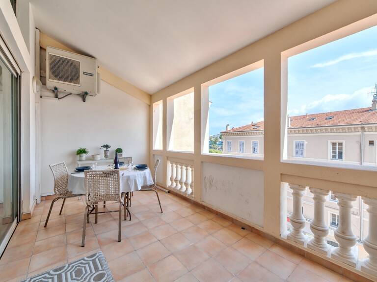 Un art de vivre unique a Cannes Duplex avec terrasse et vue mer — photo 1