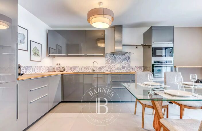 Lyon 5 - Debrousse - Appartement meublé de 69,34 m² - 2 chambres - Terrasse - Garage — photo 2