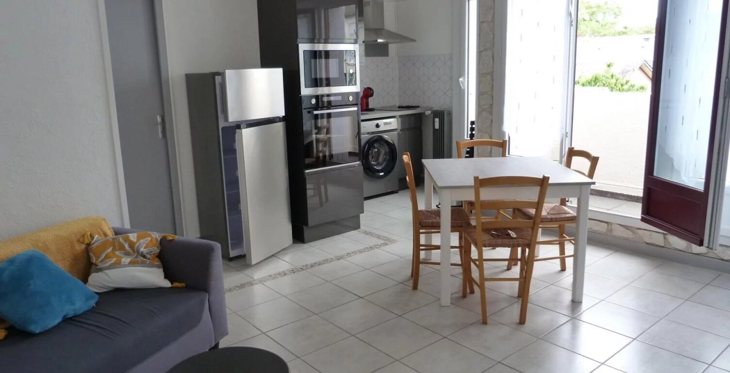 VIERZON Centre Ville - Appartement Meublé T.2 - 1 chambre — photo 1