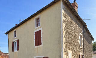 Maison 9 Pièces 201 m² à vendre à Sauzé-Vaussais (79190)