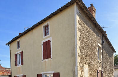 Sauze-Vaussais   201 m2 Property with Gîte and 128 m2 Garage — photo du bien