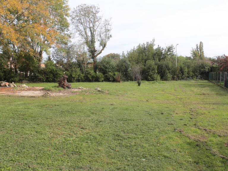 Terrain plat constructible  — photo 1