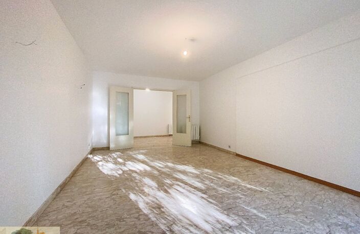 Appartement en rez-de-jardin — photo 4