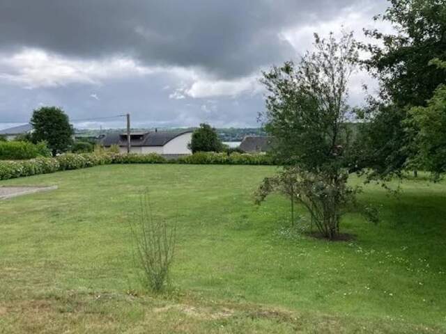 Terrain constructible de 780 m² — photo du bien
