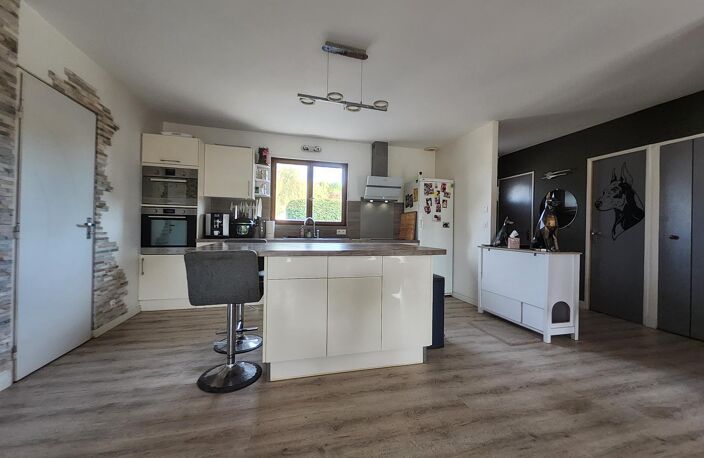 Vente maison 4 pièces 80 m² Sadirac (33670) — photo 3