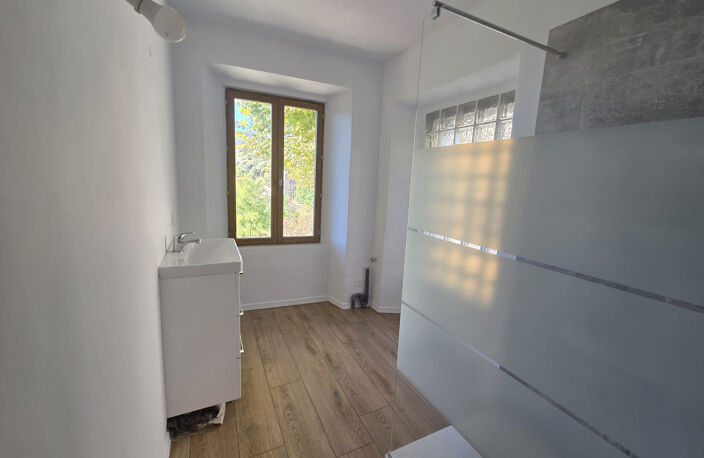 Maison de caractère en pierre   3 appartements   Panorama ex — photo 2