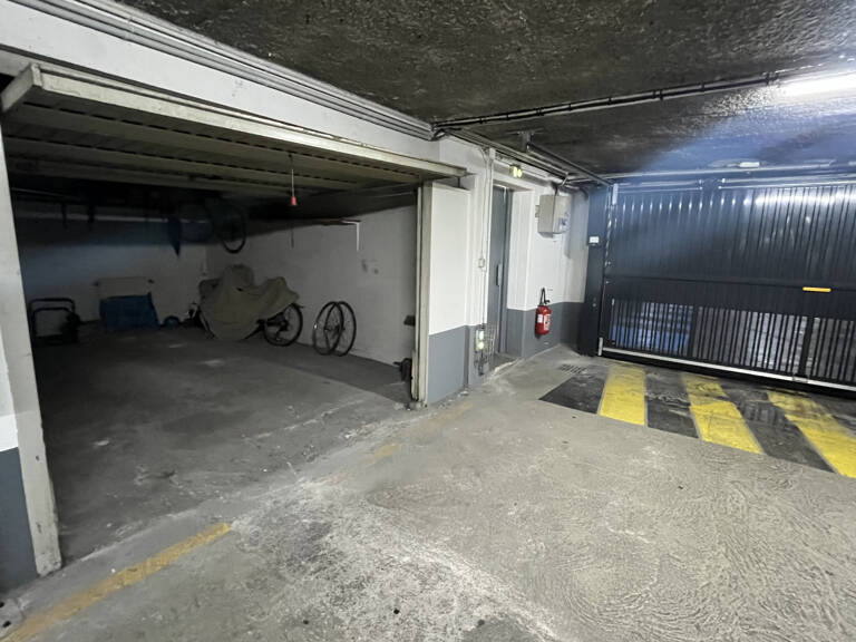 Garage sécurisé NICE - RUE BARLA — photo 1