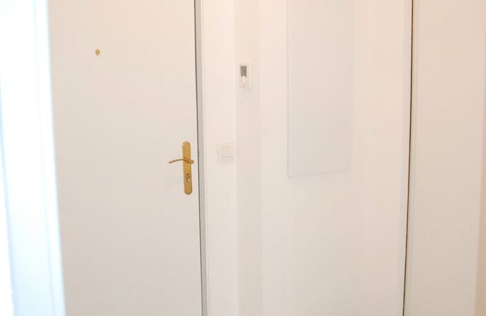 Appartement en très bon état à vendre proche commerces — photo 3