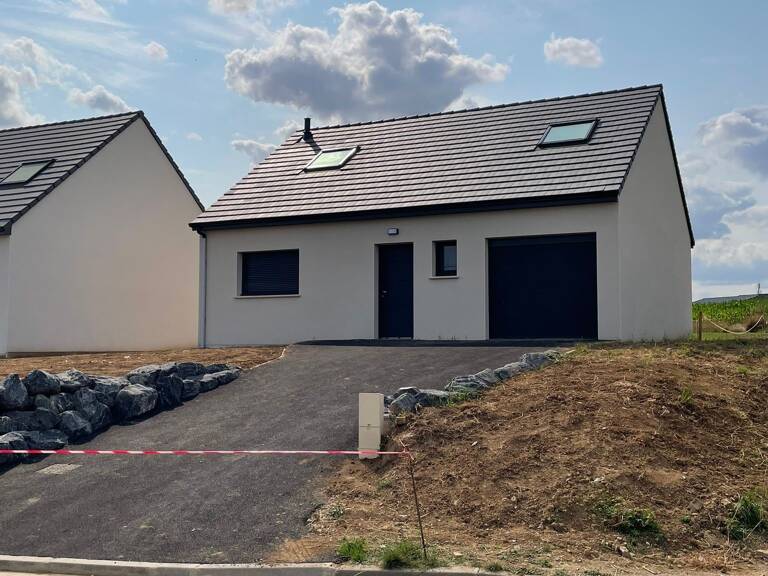 Maison a étage de 105m² avec garage  — photo 1