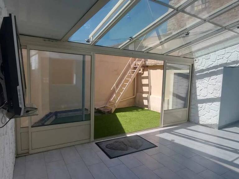IMMEUBLE, LOCAL COMMERCIAL ET MAISON DE VILLE — photo 1
