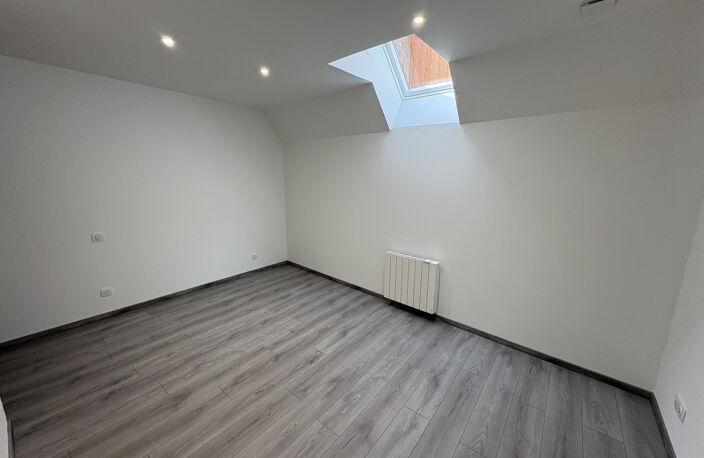 MAISON RÉNOVÉ A SELLIERES — photo 4