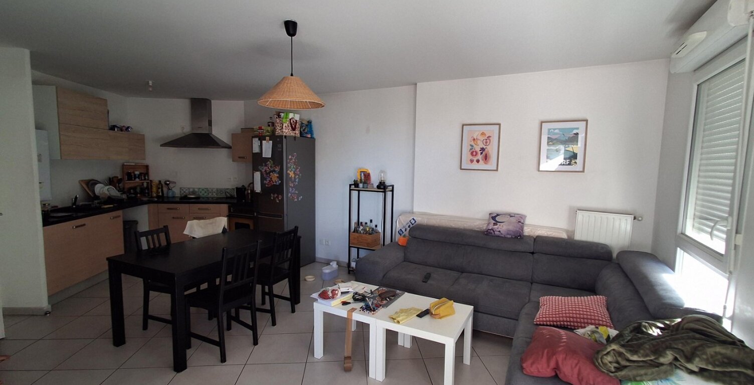 Location appartement 3 pièces 62 m² à Lyon 7 (69007) — photo 1