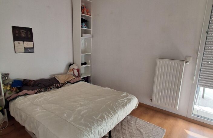Location appartement 3 pièces 62 m² à Lyon 7 (69007) — photo 4