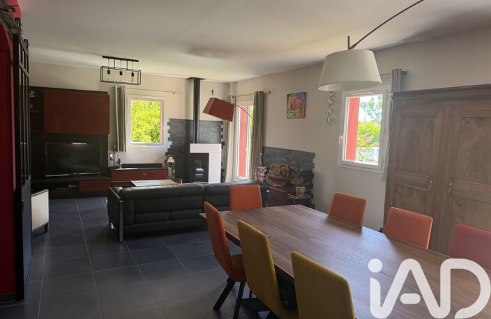 Vente Maison/villa 7 pièces — photo 2