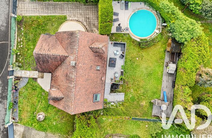 Vente Maison/villa 7 pièces — photo 2