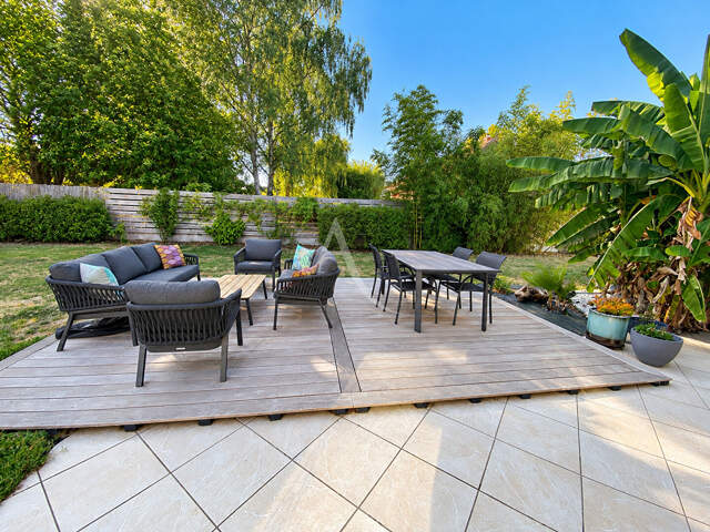 Maison de plain-pied avec grande dépendance Mardié 7 pièce(s) 154 m2 — photo du bien