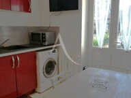 MONTBERON - STUDIO MEUBLE - PARKING — photo 2