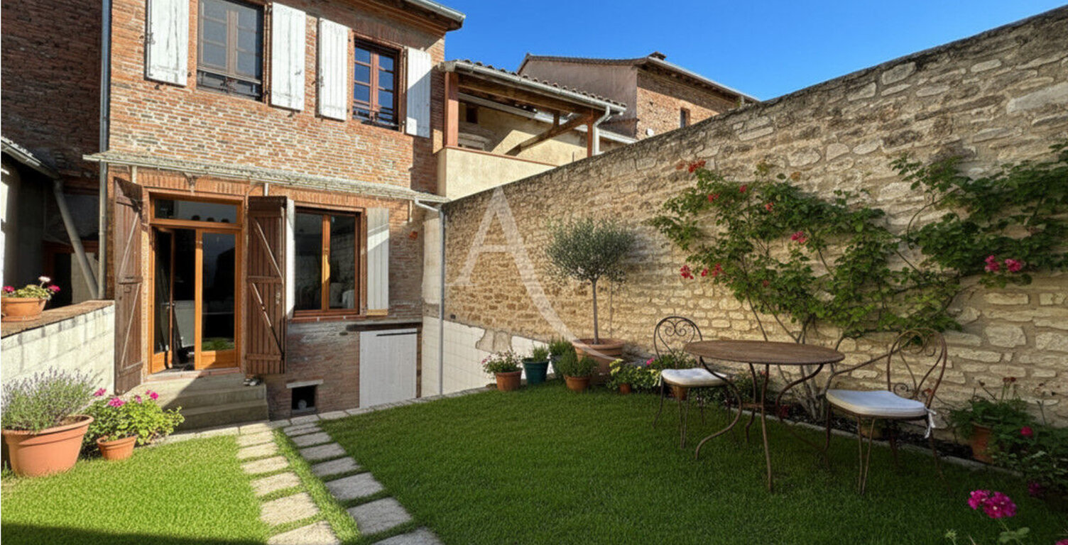 Maison  de  village   garage et cours et atelier traversante — photo 1