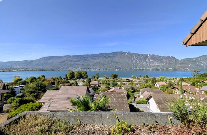 Appartement T4 rénové avec vue lac — photo 2