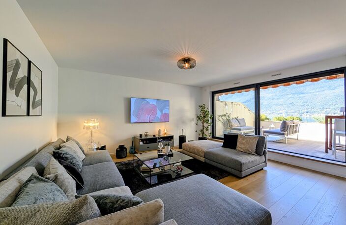 Appartement T4 rénové avec vue lac — photo 3