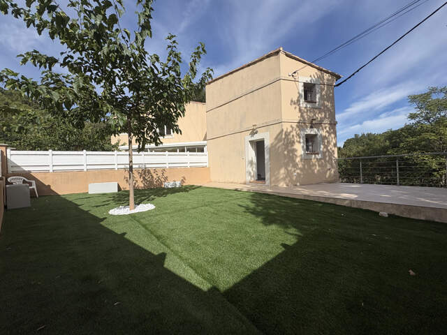 Haut de villa T4 meublé - La Destrousse — photo du bien