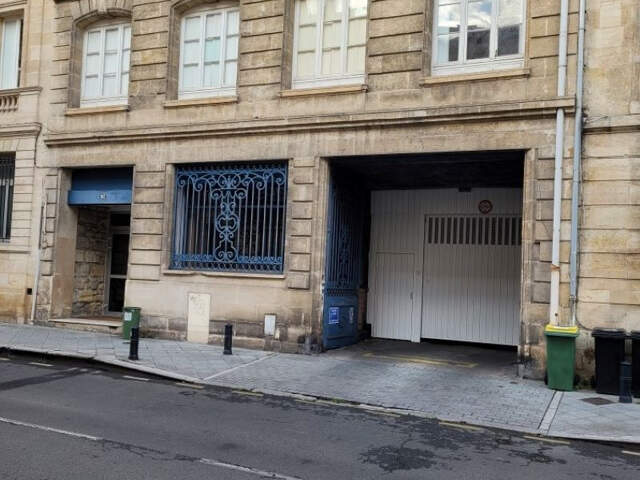 Parking  12 m² Bordeaux Palais Gallien — photo du bien