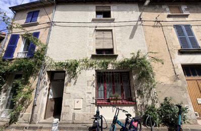 Maison de ville avec cour — photo du bien