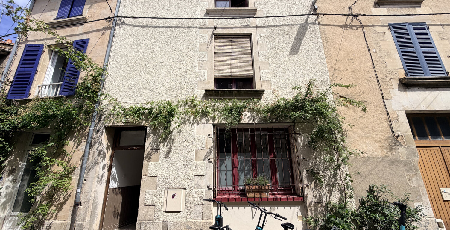 Maison de ville avec cour — photo 1