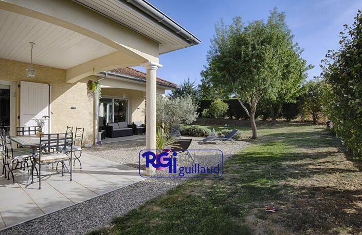 Maison plain-pied 133 m², 4 ch. Garage + Terrain clos de 1 065 m — photo 2