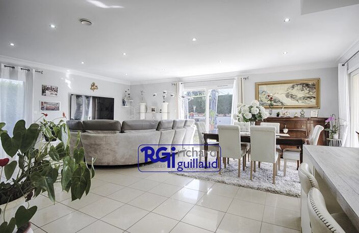 Maison plain-pied 133 m², 4 ch. Garage + Terrain clos de 1 065 m — photo 3