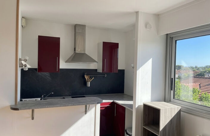 Bx - Prox. Charles Perrens / Pellegrin -T1bis (configuration — photo 4