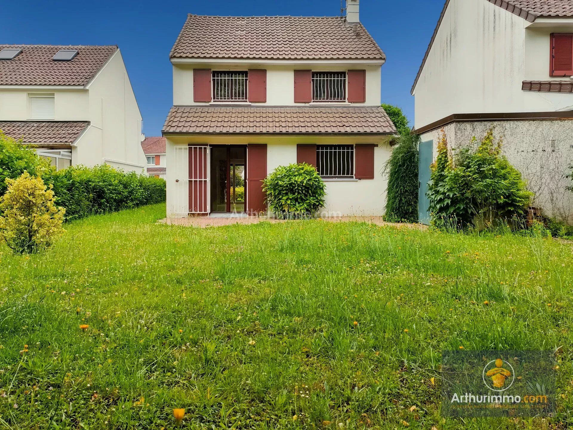 Maison 6 pièces 97 m² · à Évry-Courcouronnes · 97 m² · 300 000 €