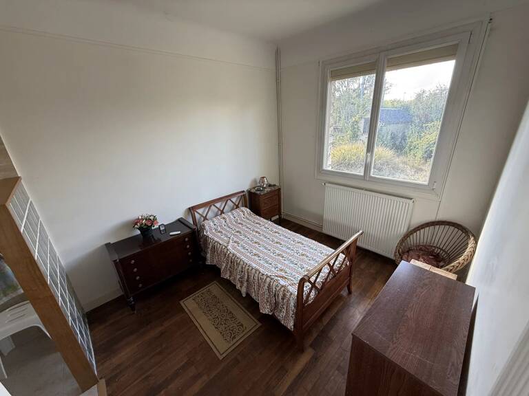 Maison familiale de 200 m2 avec 5 chambres à Dordives et son terrain de 2800 m2. — photo 1