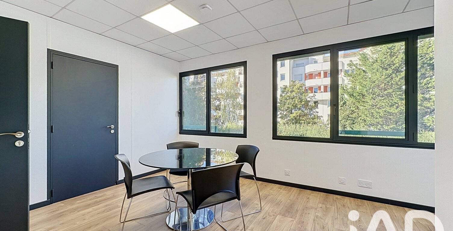 Vente Boutique/Local commercial 56 m&sup2; — photo 1