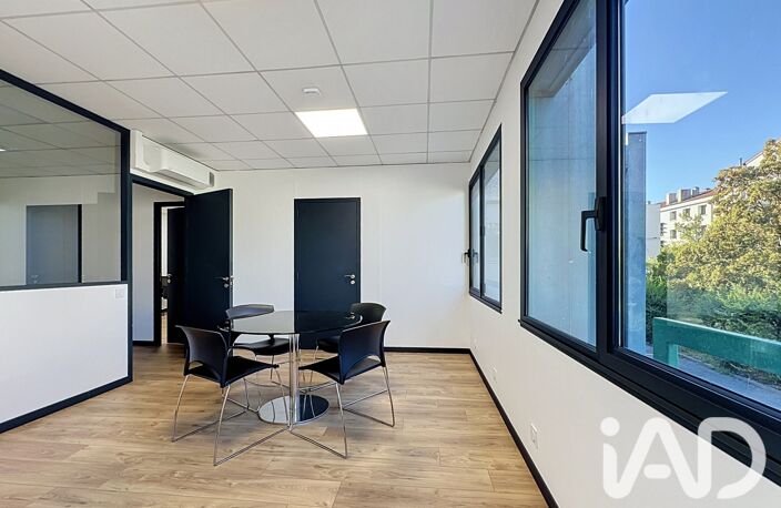 Vente Boutique/Local commercial 56 m&sup2; — photo 3