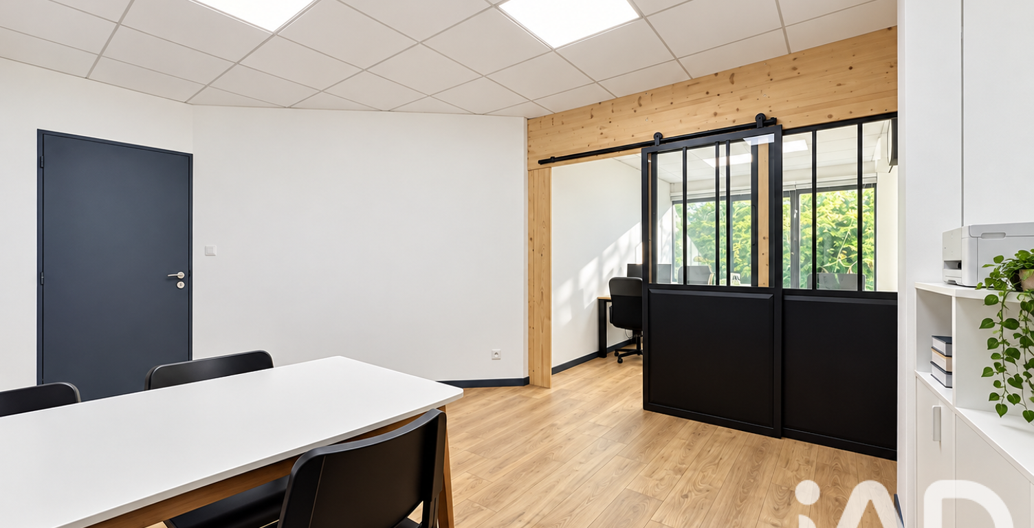 Vente Boutique/Local commercial 90 m&sup2; — photo 1