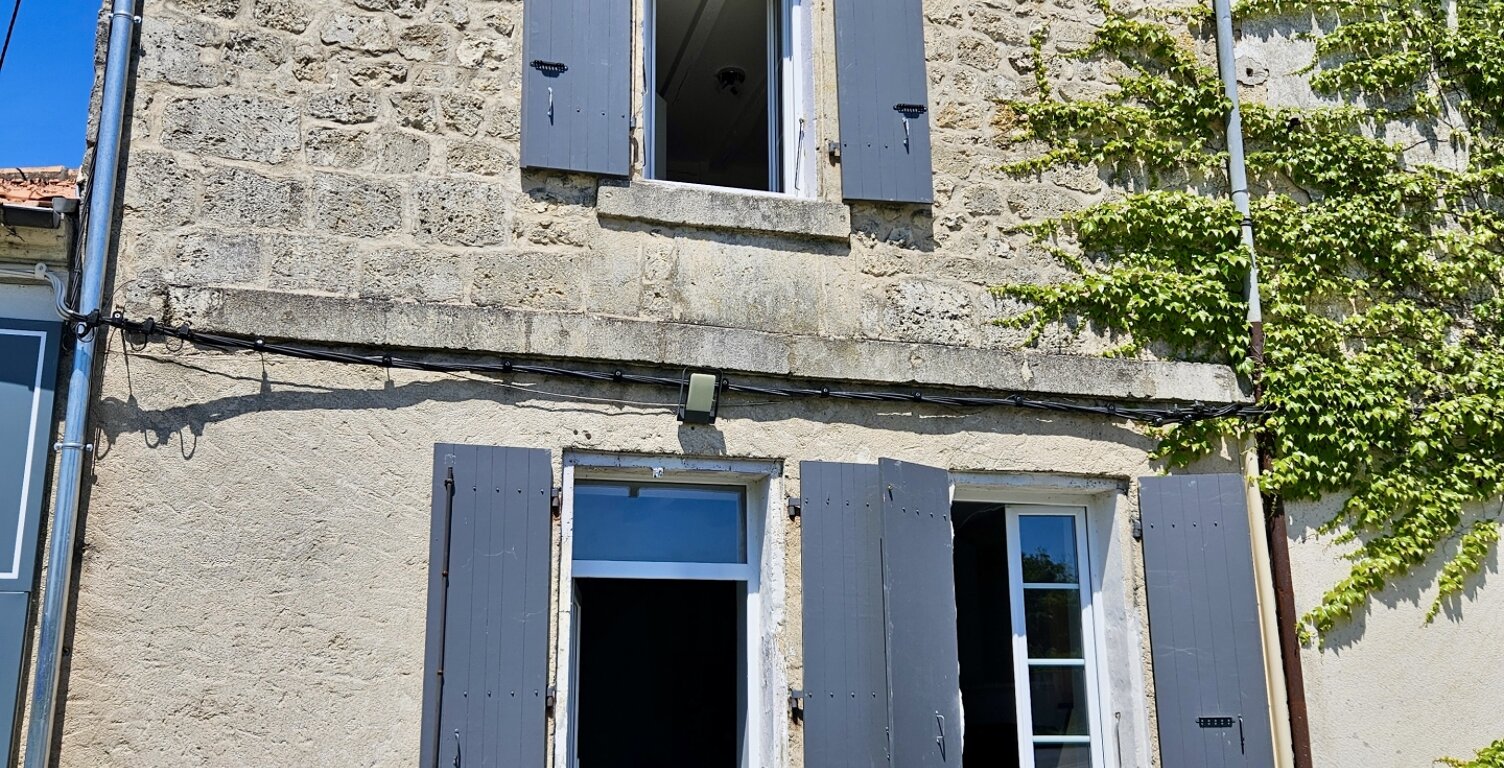 Vente Maison de ville 4 pièces — photo 1